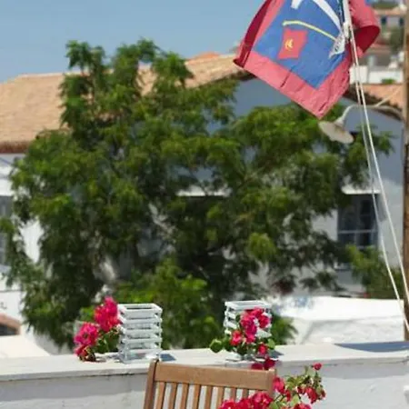 Erofili 2* Hydra (Saronic Islands)